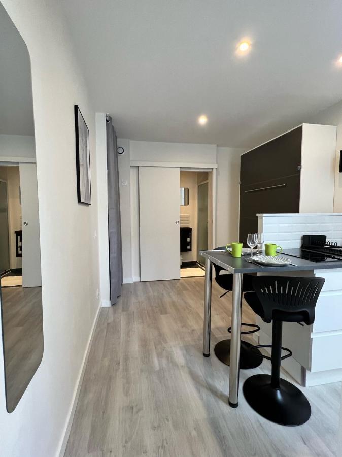 Lysbed - Desjardins Appartement Angers Buitenkant foto