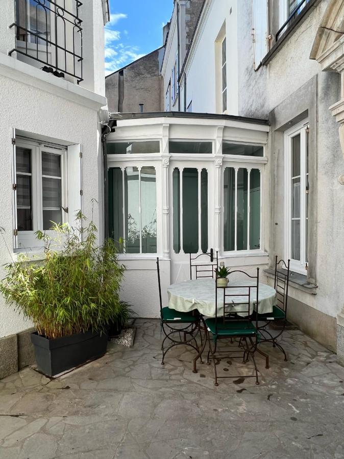 Lysbed - Desjardins Appartement Angers Buitenkant foto