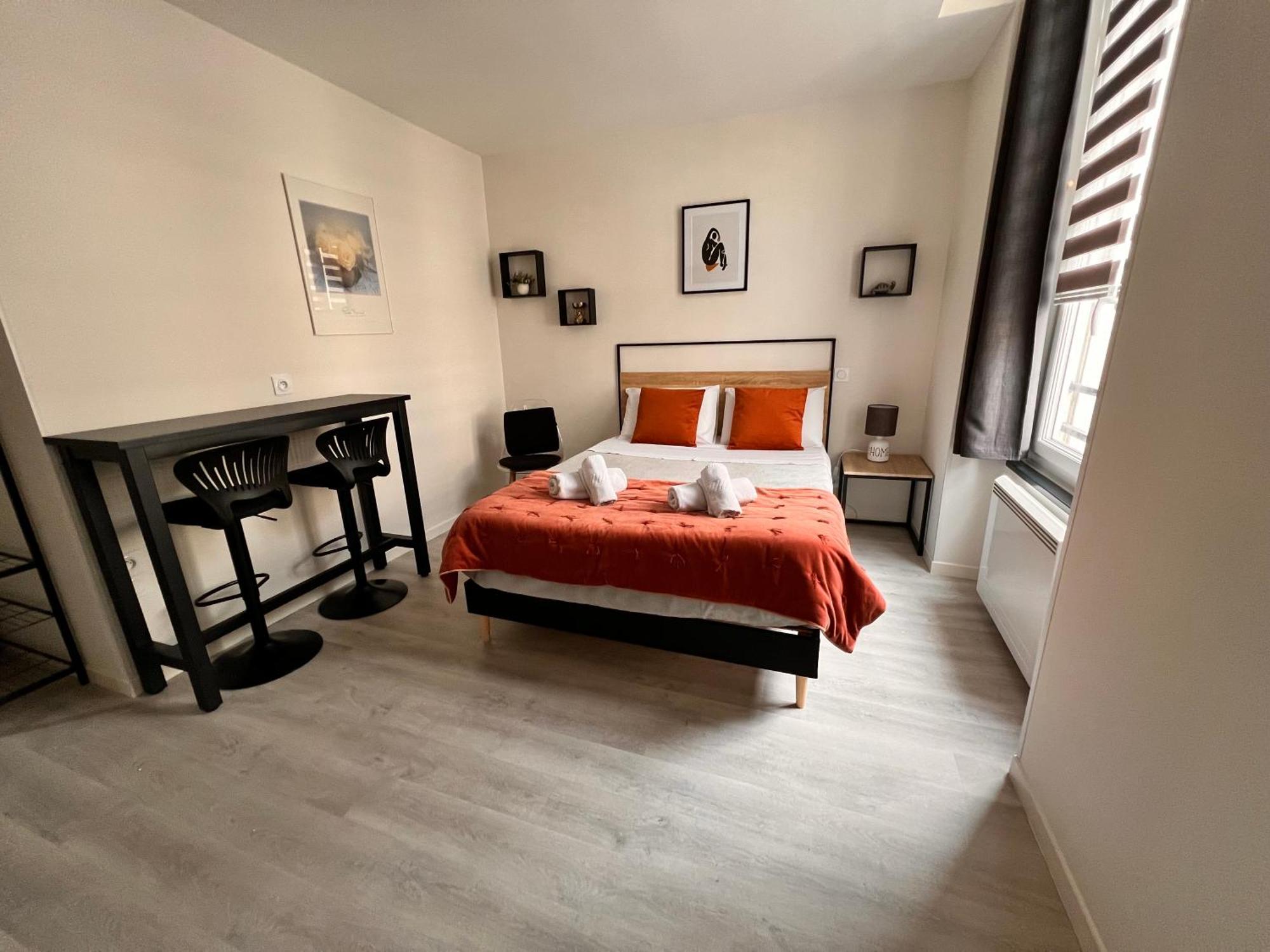 Lysbed - Desjardins Appartement Angers Buitenkant foto