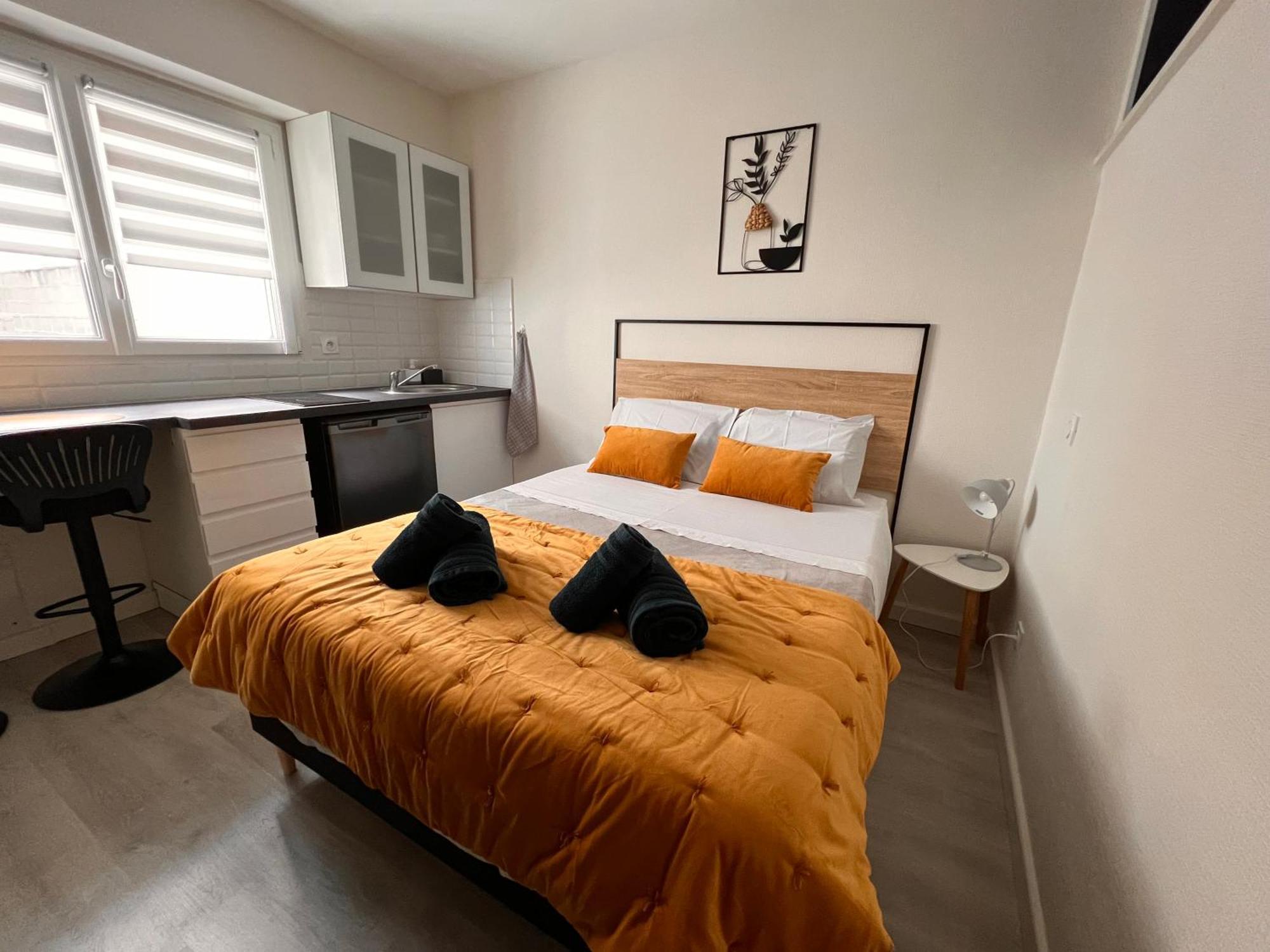 Lysbed - Desjardins Appartement Angers Buitenkant foto