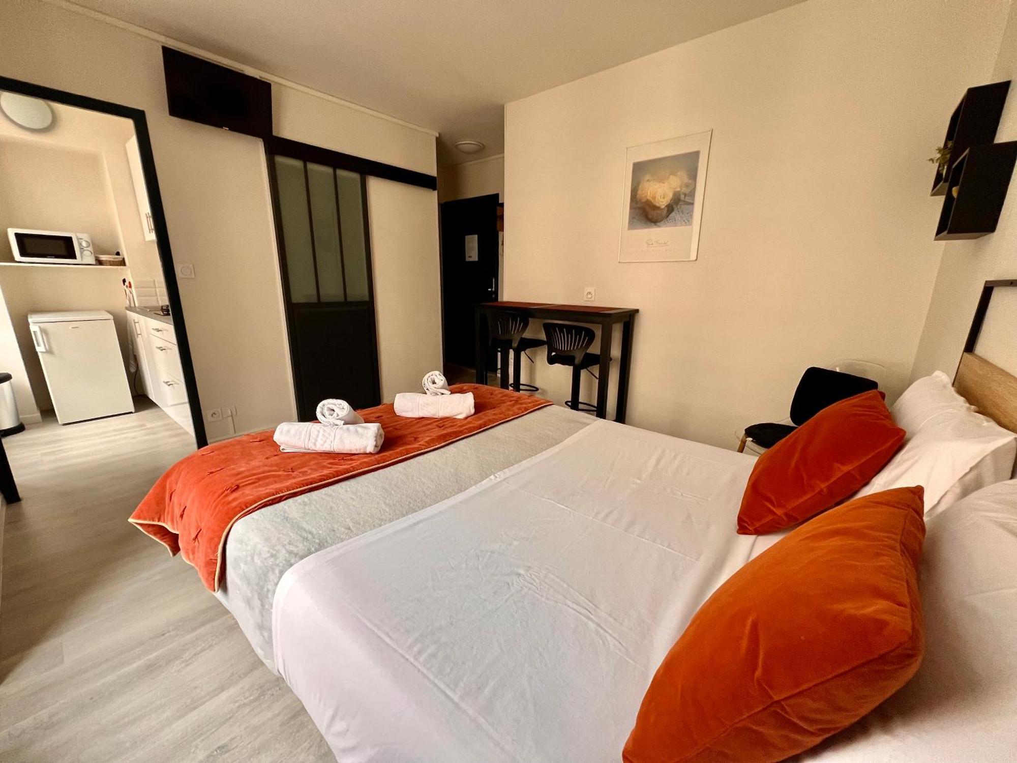 Lysbed - Desjardins Appartement Angers Buitenkant foto